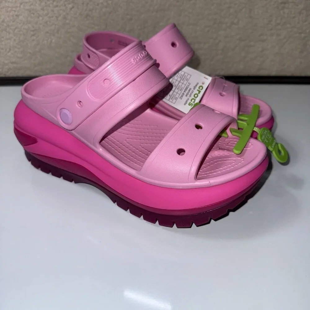 Crocs Mega Crush Women’s Size 9 Platform Sandal Bubble Pink Matte 210884-6WZ NEW - Picture 1 of 8